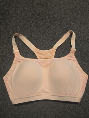 Victoria Sport Light Pink High-Support Sports Bra